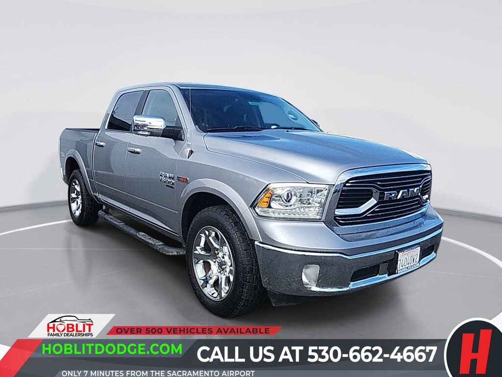 2019 RAM 1500 Classic Laramie Crew Cab 4WD