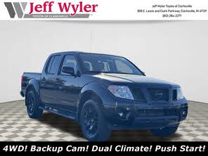 Nissan Frontier SV Crew Cab 4WD
