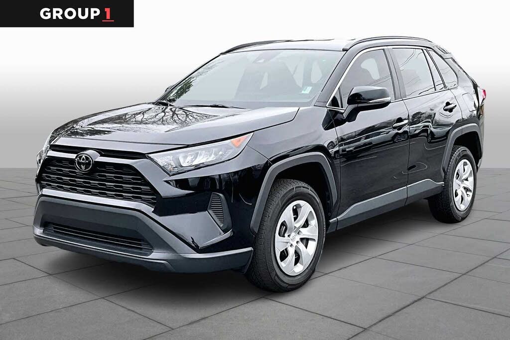 2020 Toyota RAV4 LE FWD