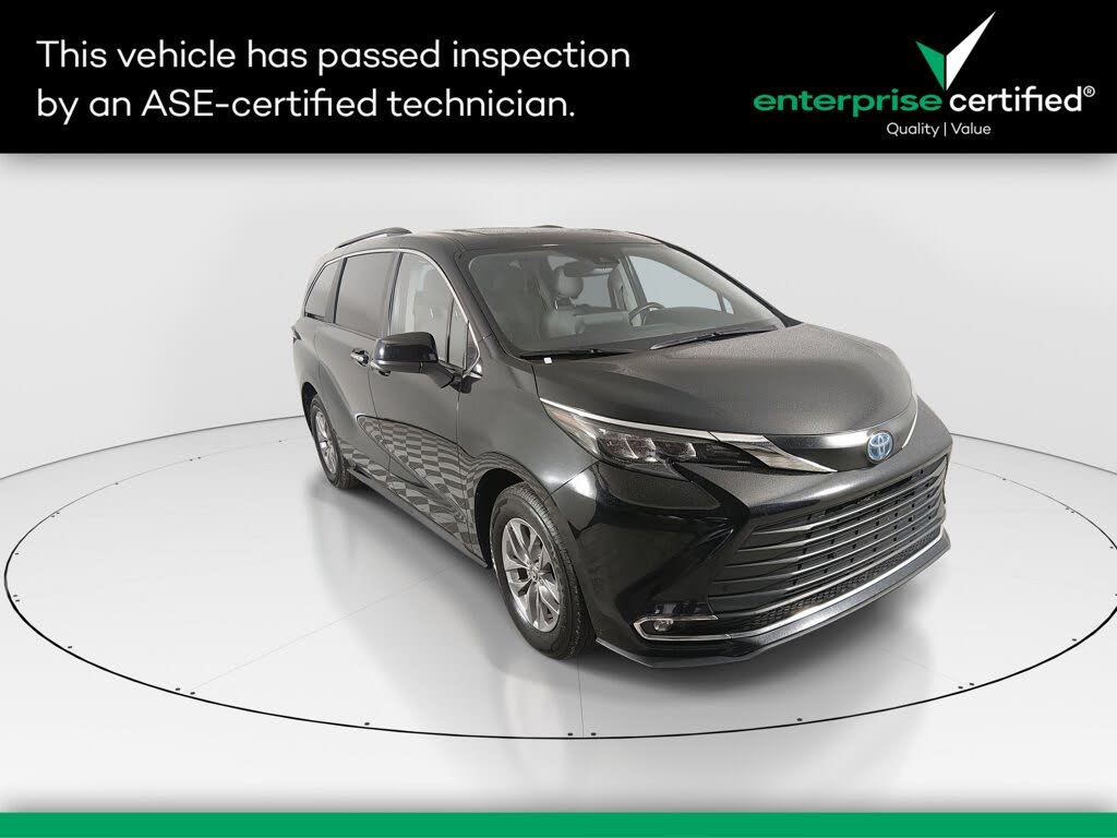 2024 Toyota Sienna XLE 7-Passenger FWD