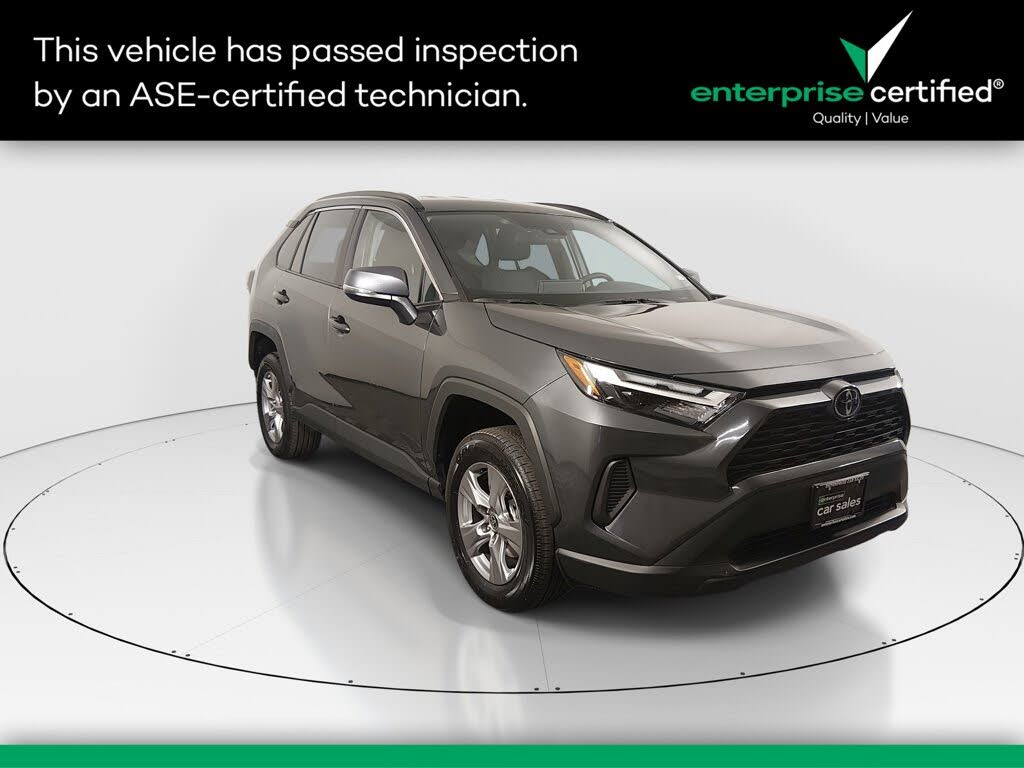 2025 Toyota RAV4 XLE FWD