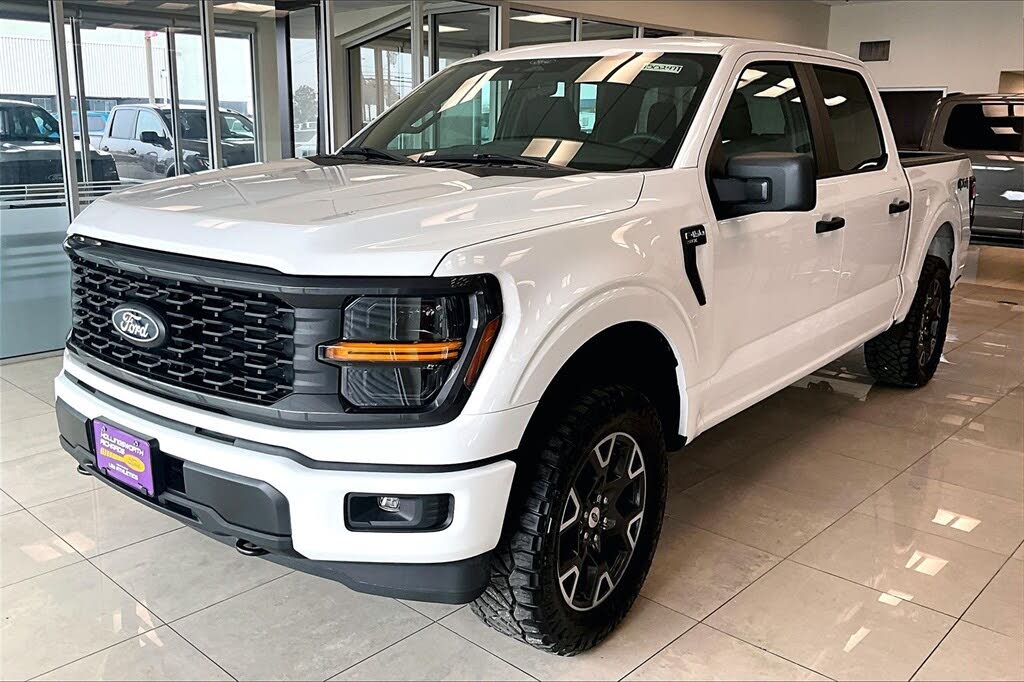2025 Ford F-150 STX 4dr SuperCrew 4WD