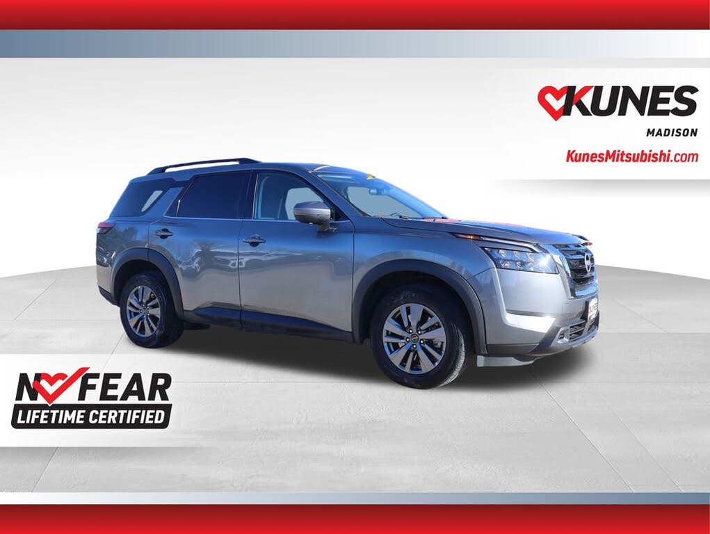 2025 Nissan Pathfinder SV 4WD