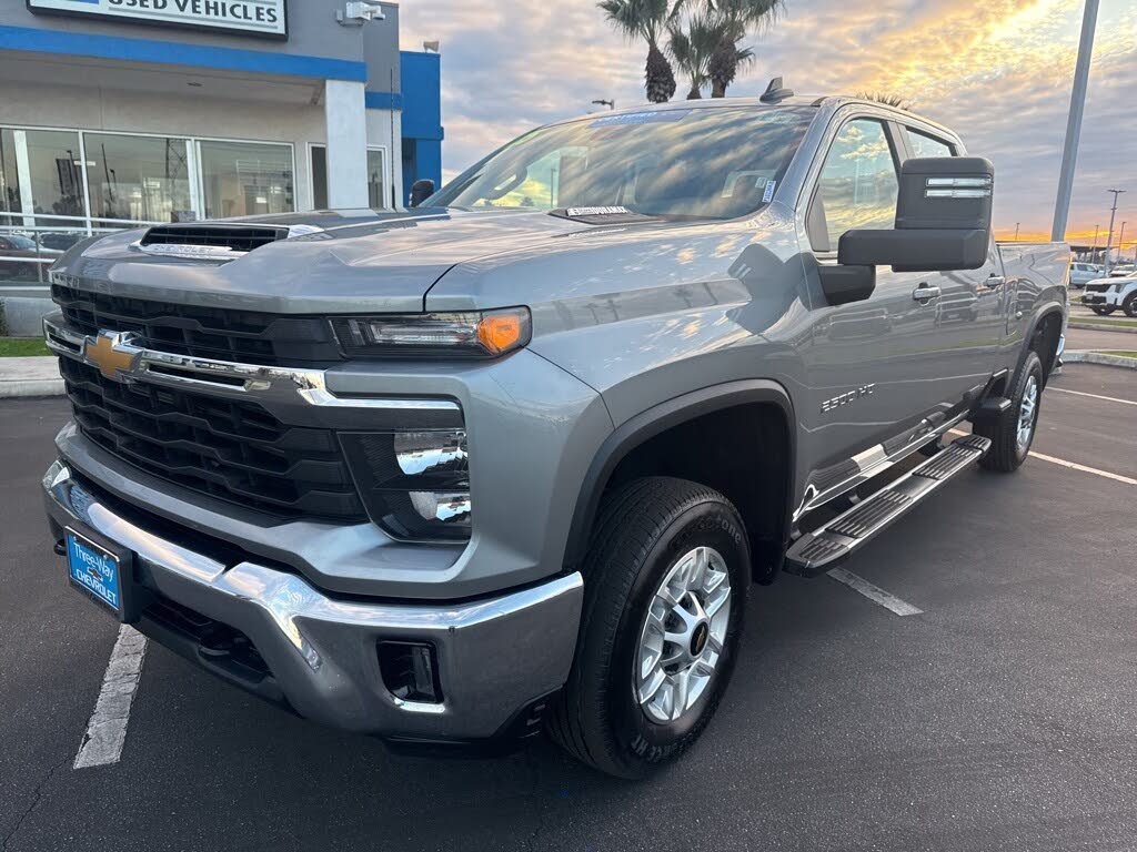 2025 Chevrolet Silverado 2500HD LT Crew Cab 4WD