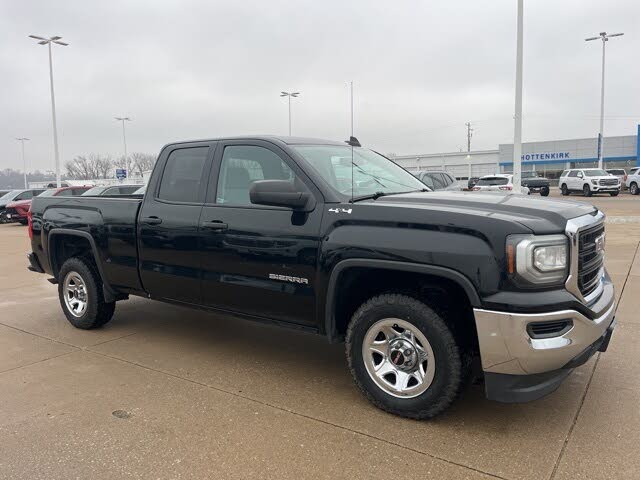 2016 GMC Sierra 1500 Base Double Cab 4WD