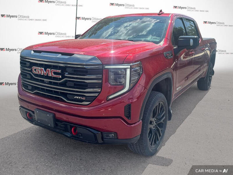 2023 GMC Sierra 1500 AT4 Crew Cab 4WD
