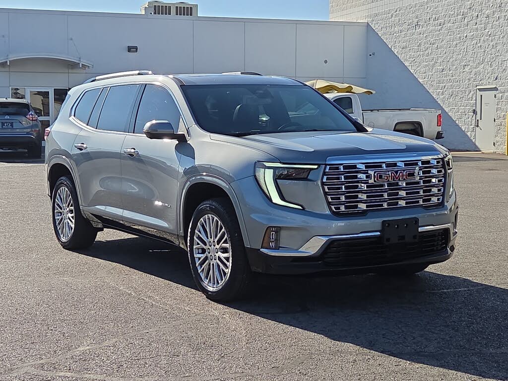 2025 GMC Acadia Denali AWD