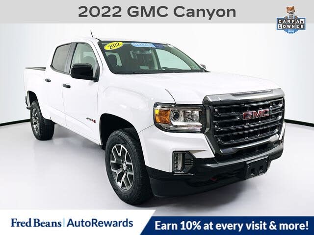 2022 GMC Canyon AT4 Crew Cab 4WD with Cloth
