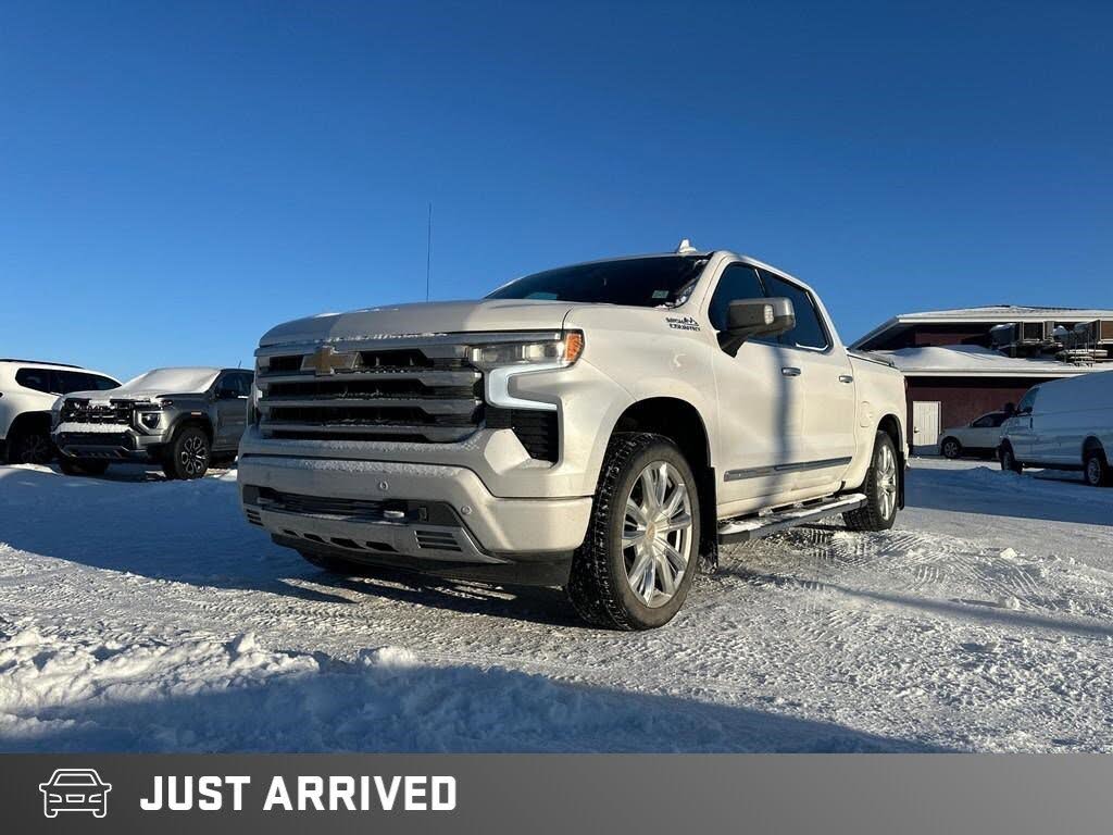2024 Chevrolet Silverado 1500 High Country Crew Cab 4WD