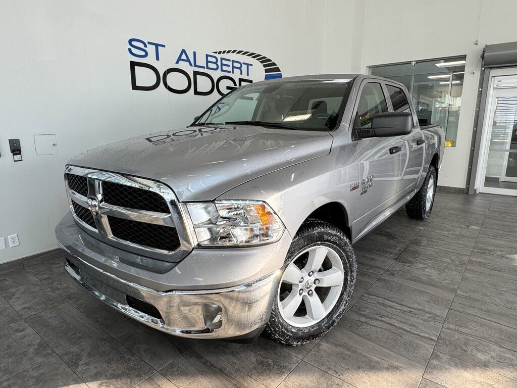 2024 RAM 1500 Classic Tradesman Crew Cab 4WD