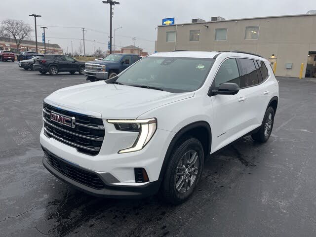 2025 GMC Acadia Elevation FWD