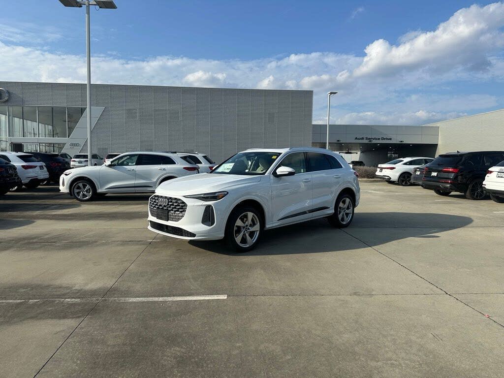 2025 Audi Q5 quattro Premium Plus 40 TFSI