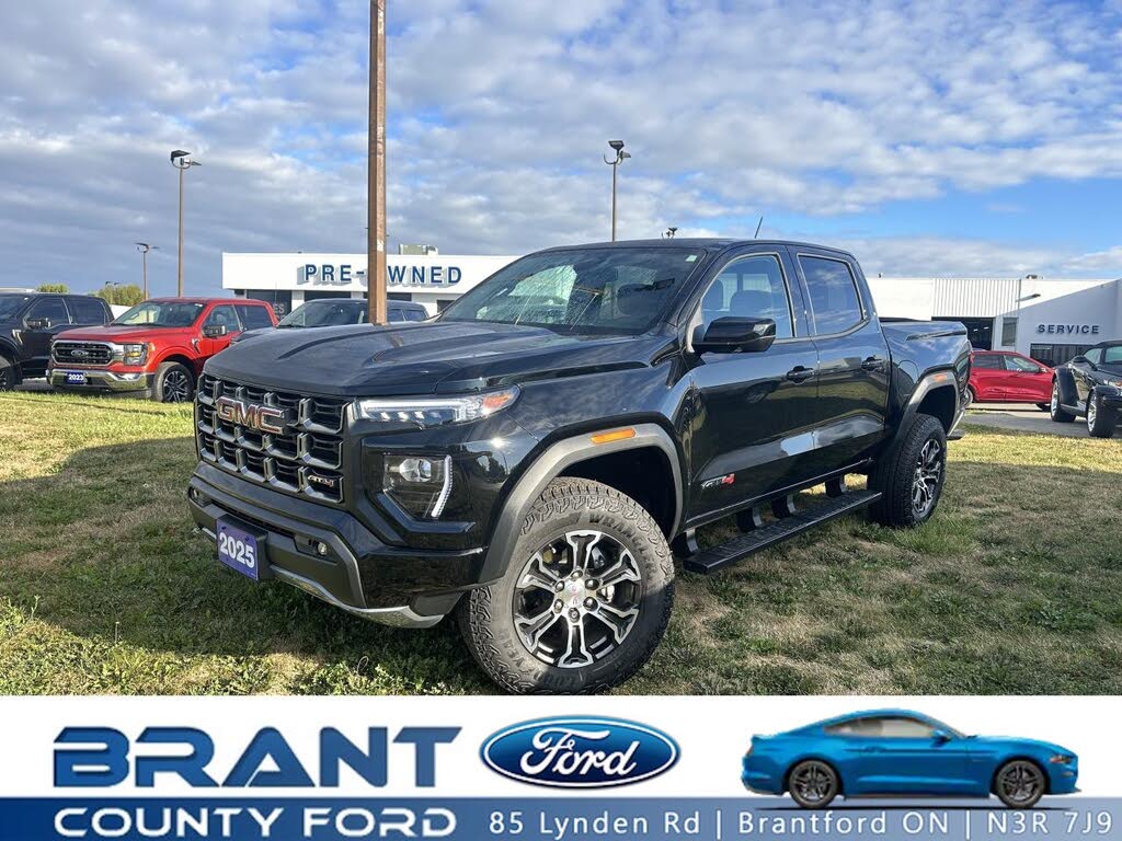 2025 GMC Canyon AT4 Crew Cab 4WD