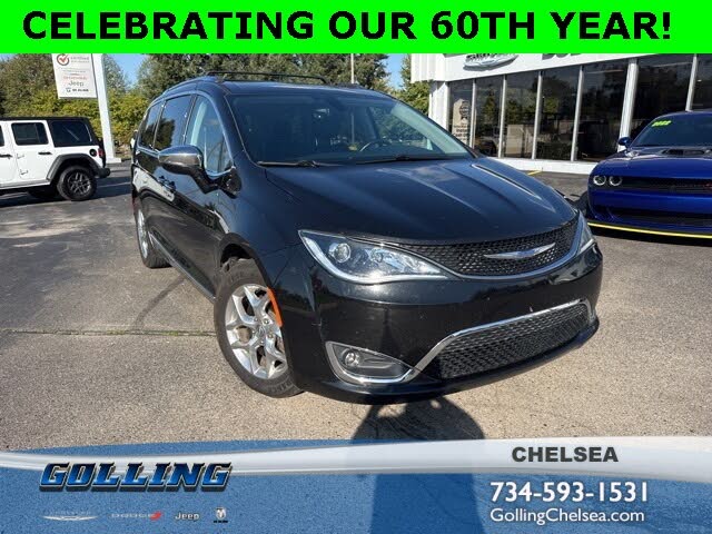 2019 Chrysler Pacifica Limited FWD