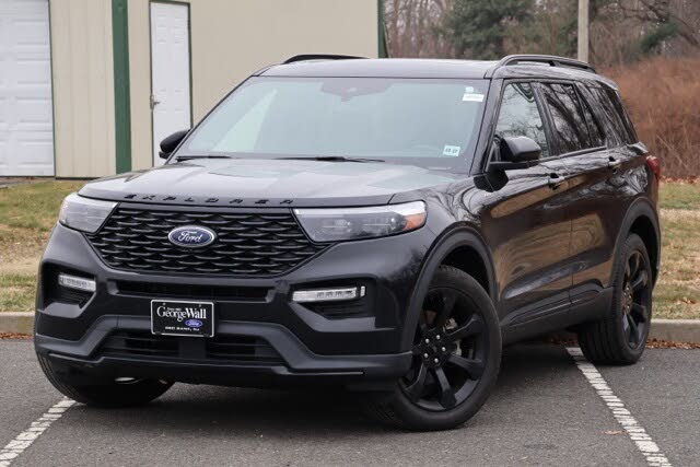 2022 Ford Explorer ST-Line AWD