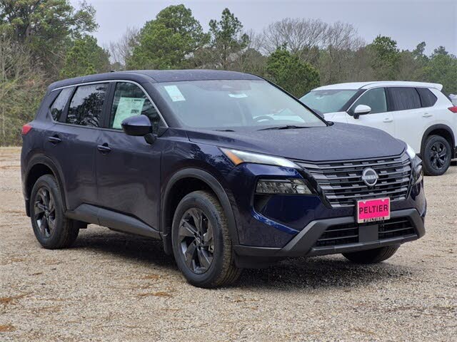 2026 Nissan Rogue SV FWD