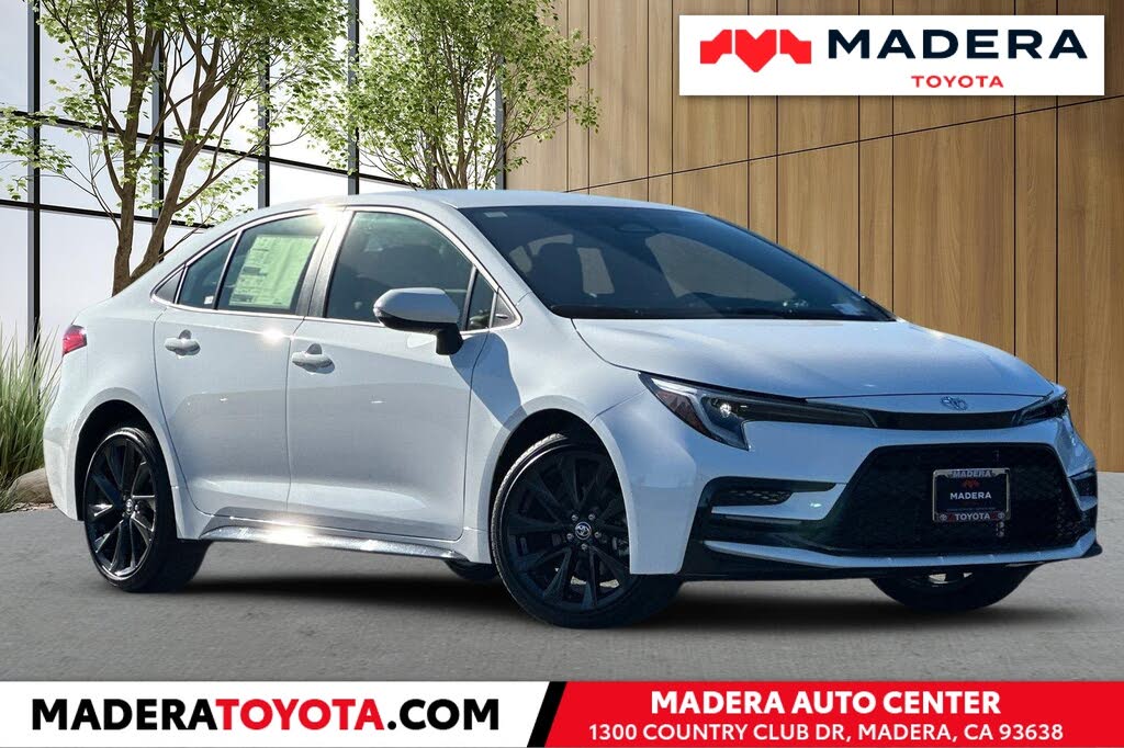 2026 Toyota Corolla SE FWD