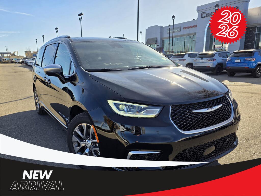 Chrysler Pacifica Hybrid Pinnacle FWD 2026