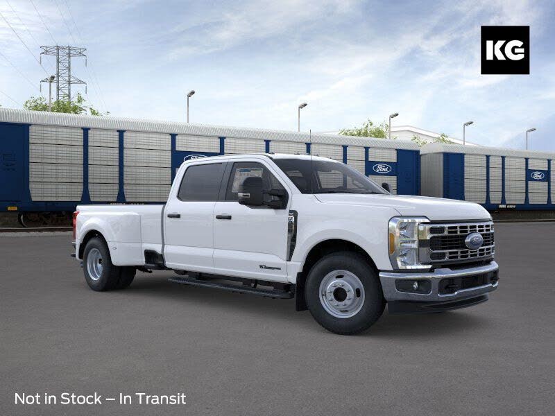 2026 Ford F-350 Super Duty XLT Crew Cab LB DRW RWD