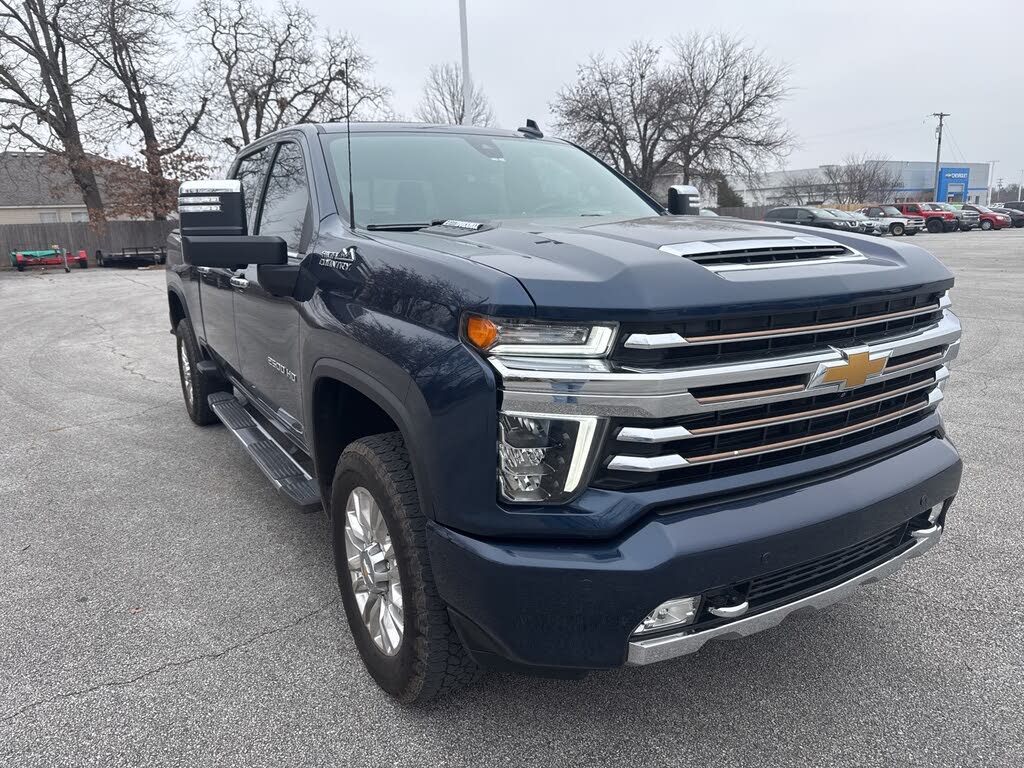 2022 Chevrolet Silverado 2500HD High Country Crew Cab 4WD