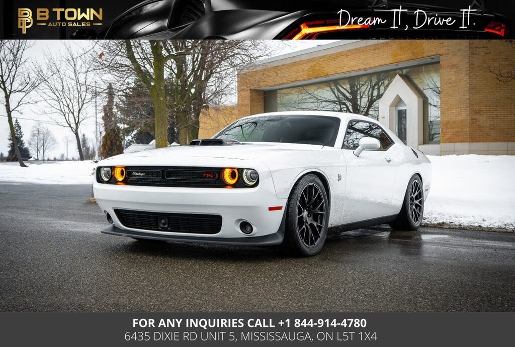2016 Dodge Challenger 392 Hemi Scat Pack Shaker RWD