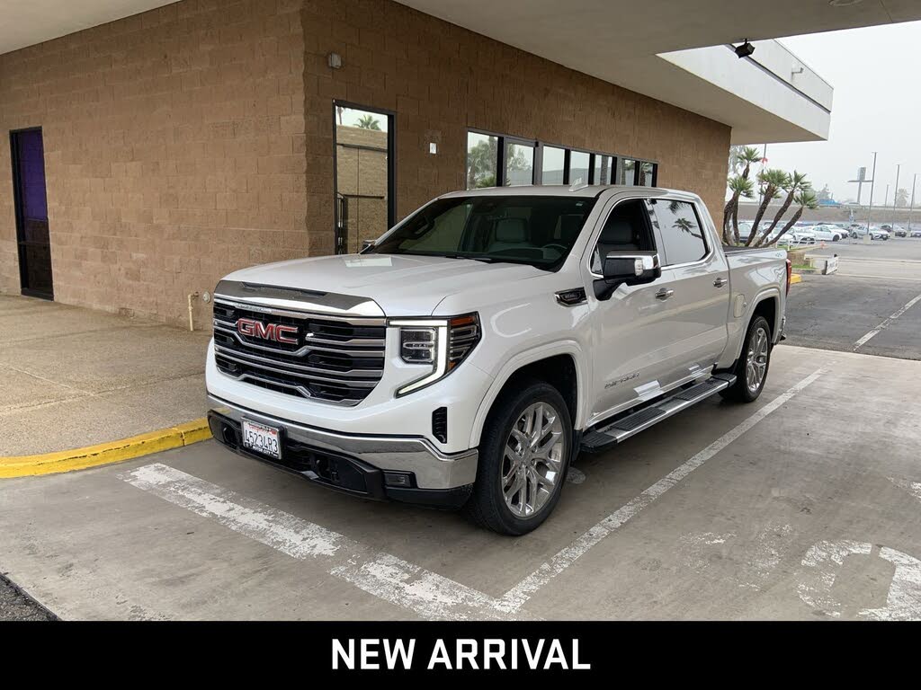 2023 GMC Sierra 1500 SLT Crew Cab 4WD