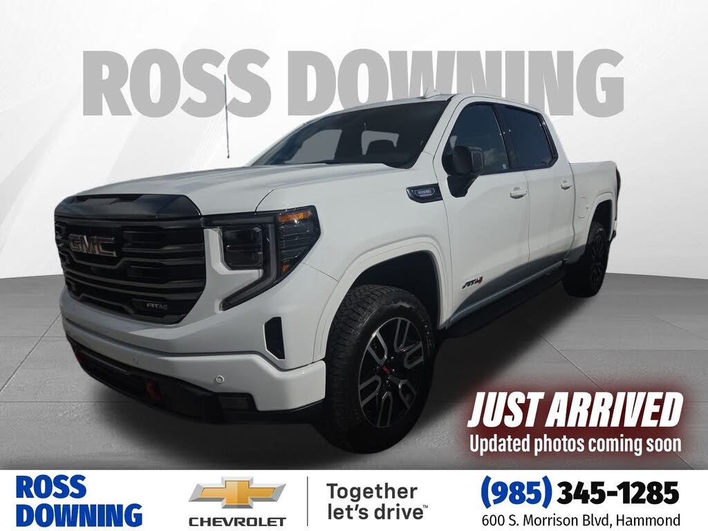2024 GMC Sierra 1500 AT4 Crew Cab 4WD