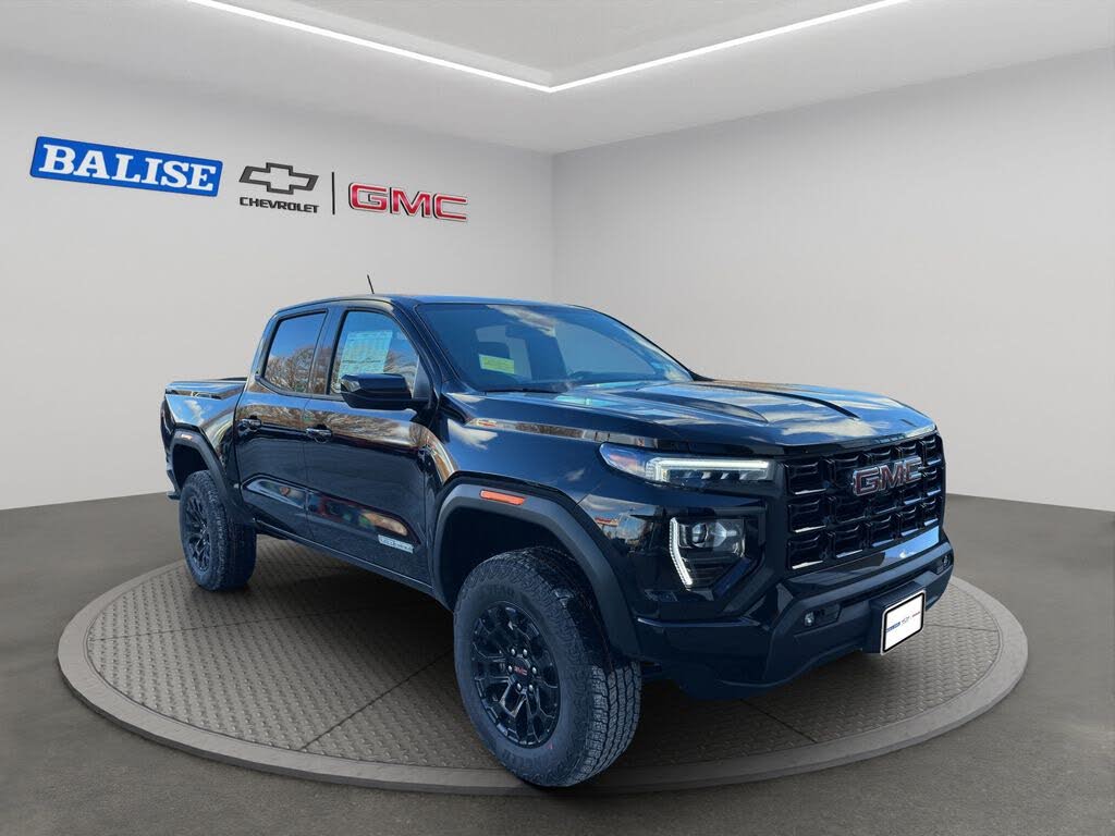 2026 GMC Canyon Elevation Crew Cab 4WD