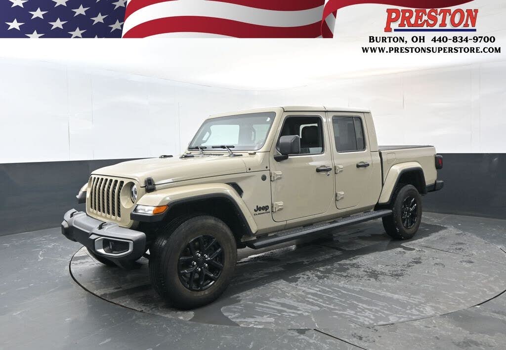 2022 Jeep Gladiator Sport Crew Cab 4WD