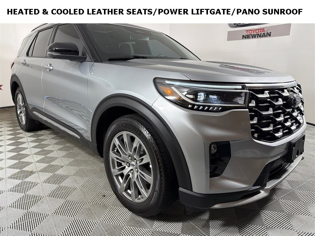 2025 Ford Explorer Platinum RWD