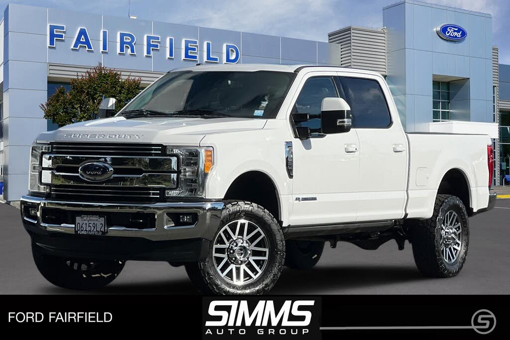 2017 Ford F-350 Super Duty Lariat Crew Cab 4WD