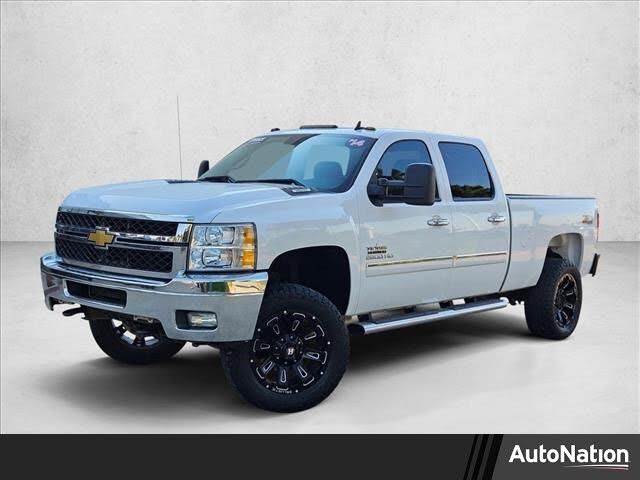 2014 Chevrolet Silverado 2500HD LT Crew Cab 4WD