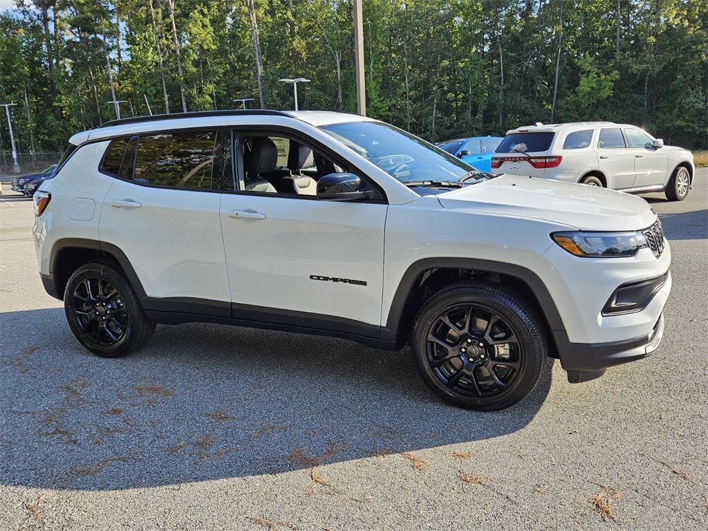 2026 Jeep Compass Latitude 4WD