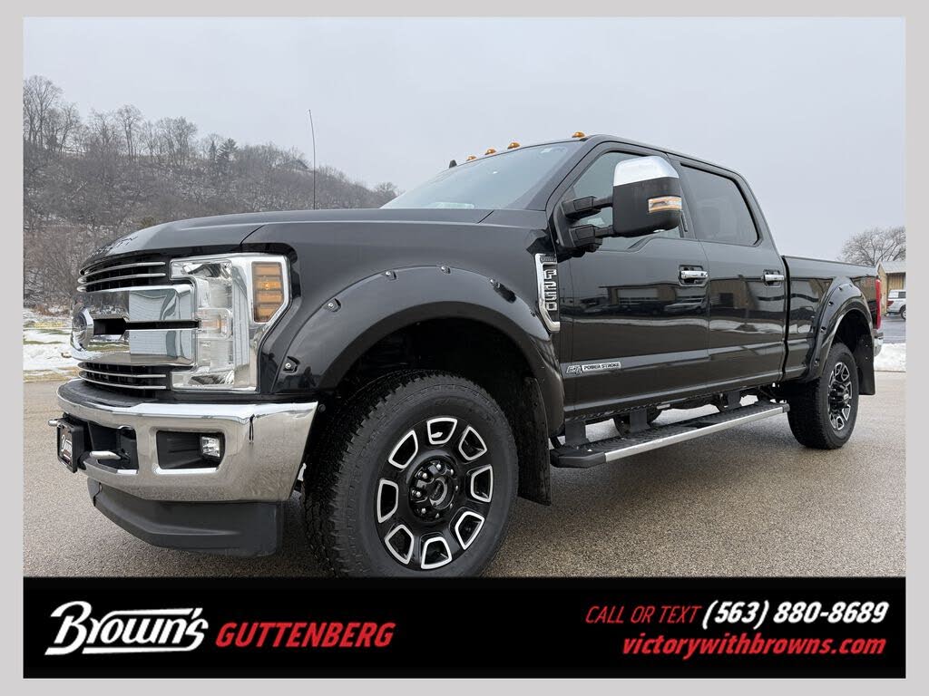 2019 Ford F-250 Super Duty Lariat Crew Cab 4WD