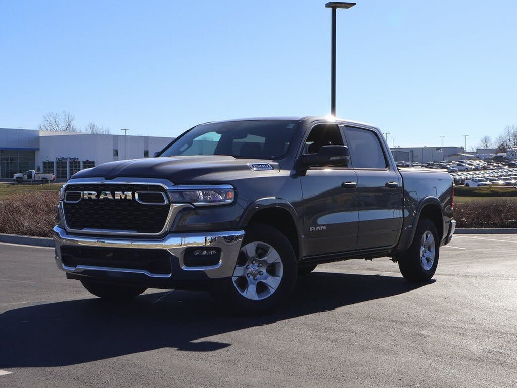 2025 RAM 1500 Big Horn Crew Cab 4WD