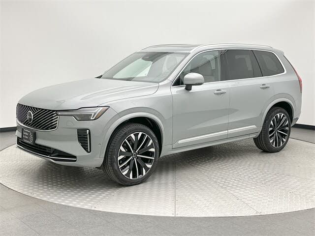 2025 Volvo XC90 B6 Plus Bright Theme 7-Passenger AWD