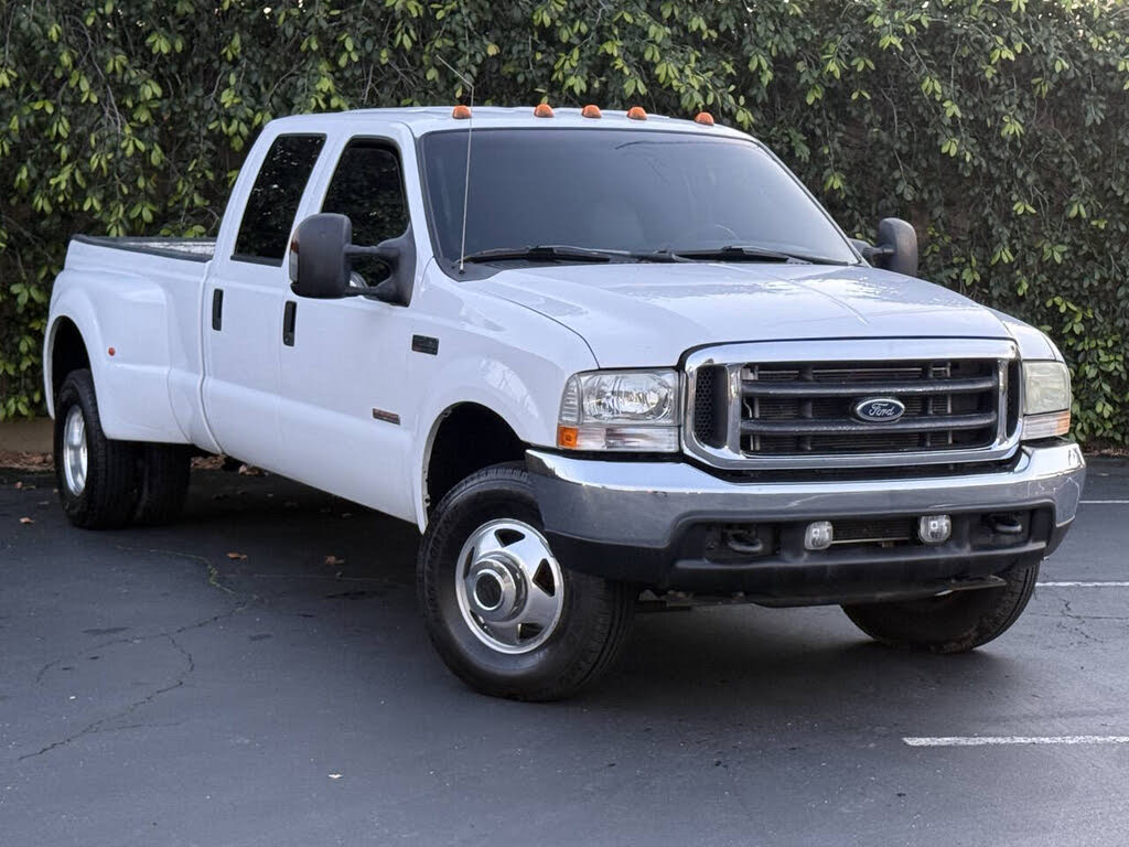 2004 Ford F-350 Super Duty Lariat Crew Cab LB DRW 4WD
