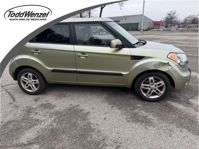 2011 Kia Soul +