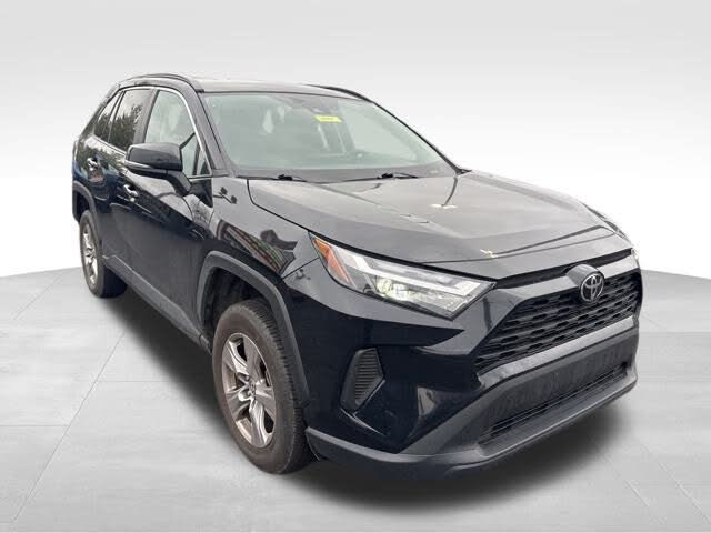 2024 Toyota RAV4 XLE FWD