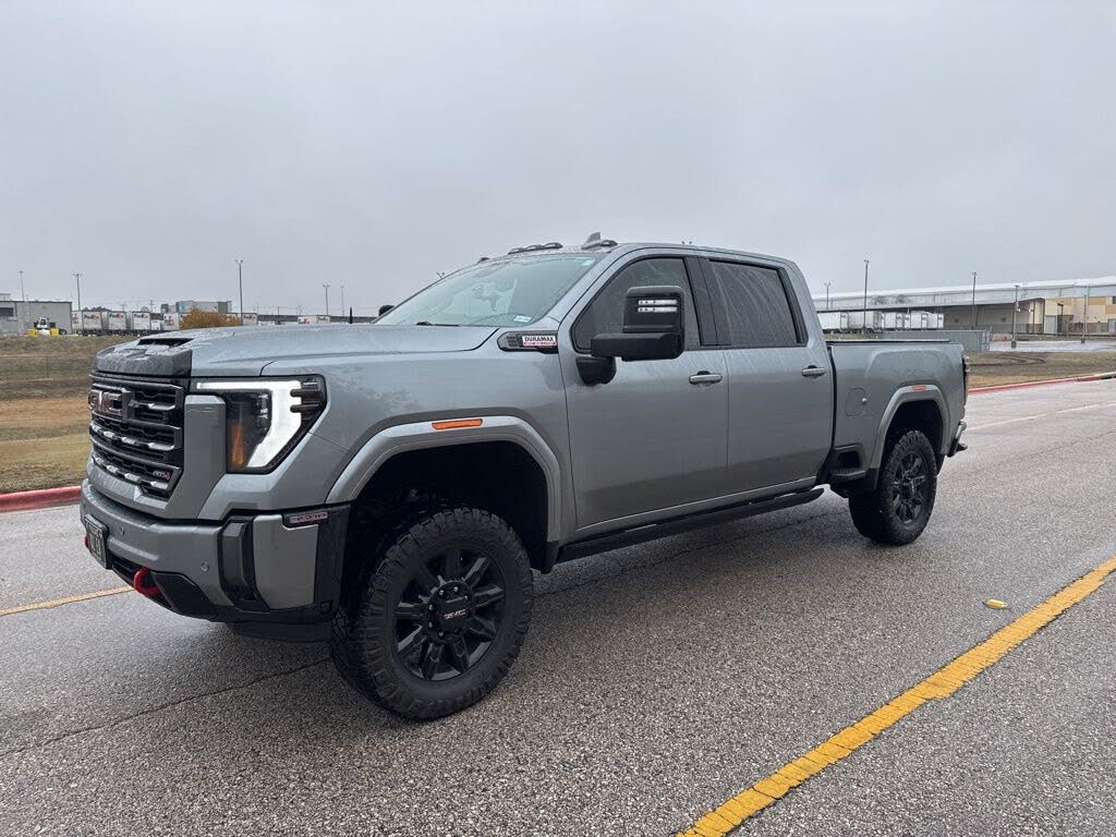 2024 GMC Sierra 3500HD AT4 Crew Cab 4WD