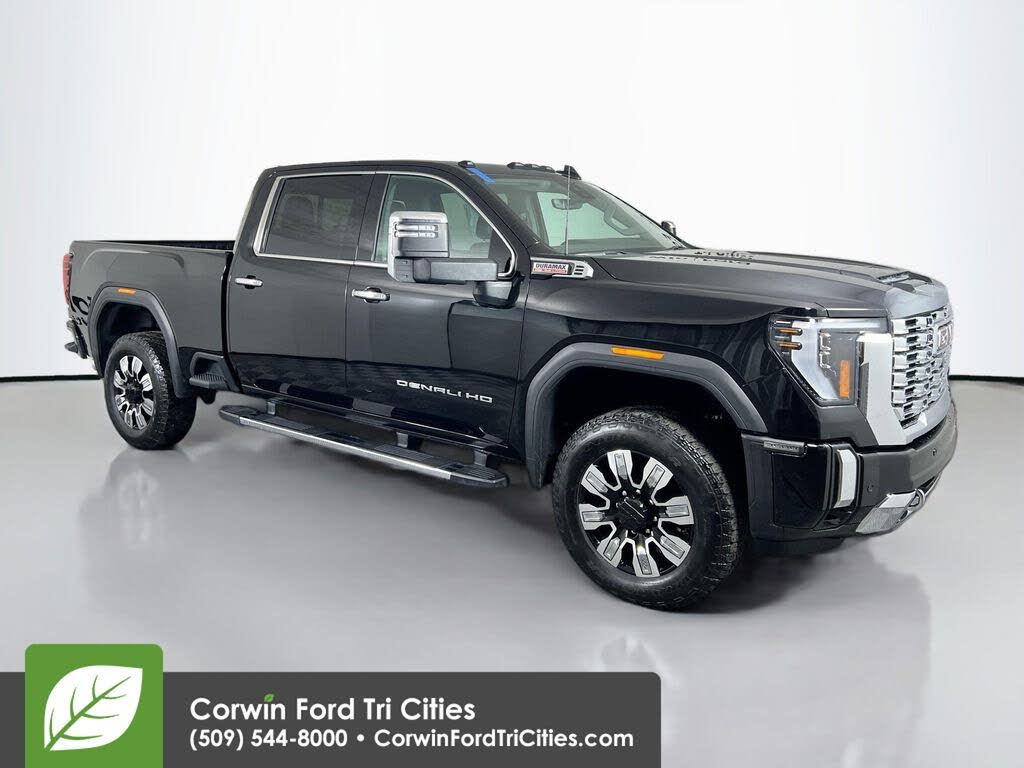 2025 GMC Sierra 3500HD Denali Crew Cab 4WD