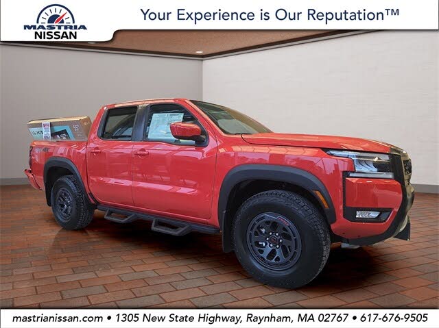 2025 Nissan Frontier PRO-4X Crew Cab 4WD