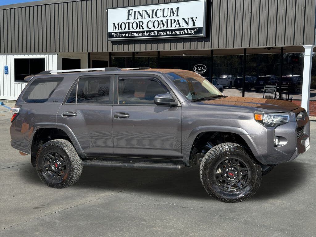 2019 Toyota 4Runner SR5 4WD