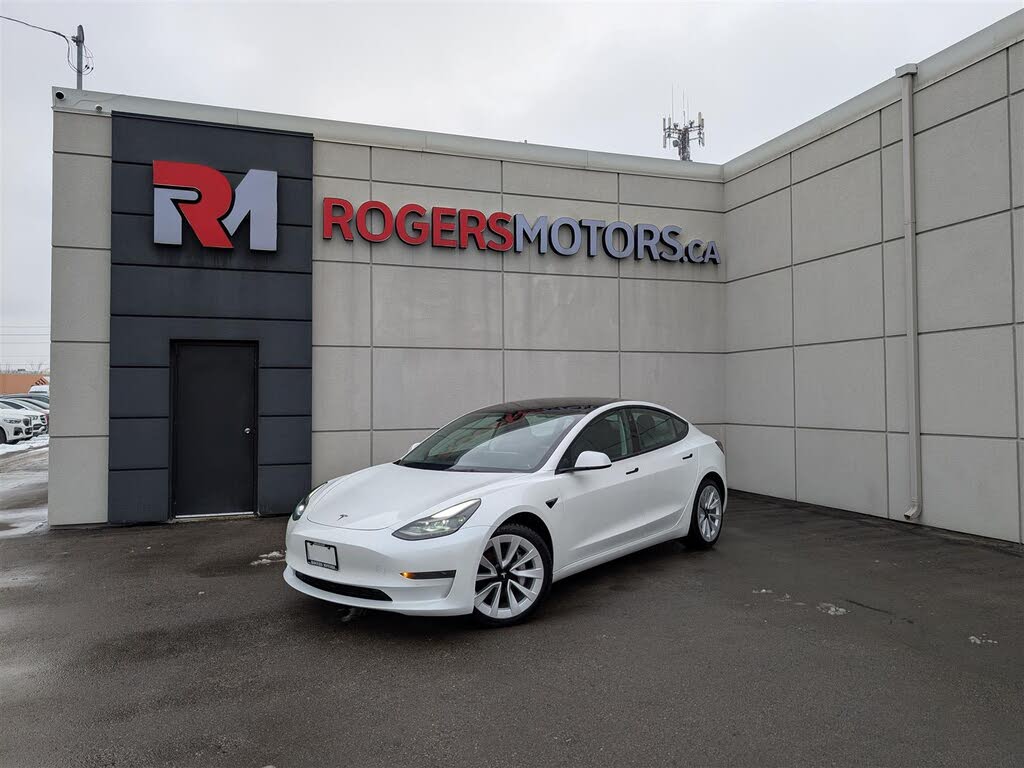 2022 Tesla Model 3 RWD