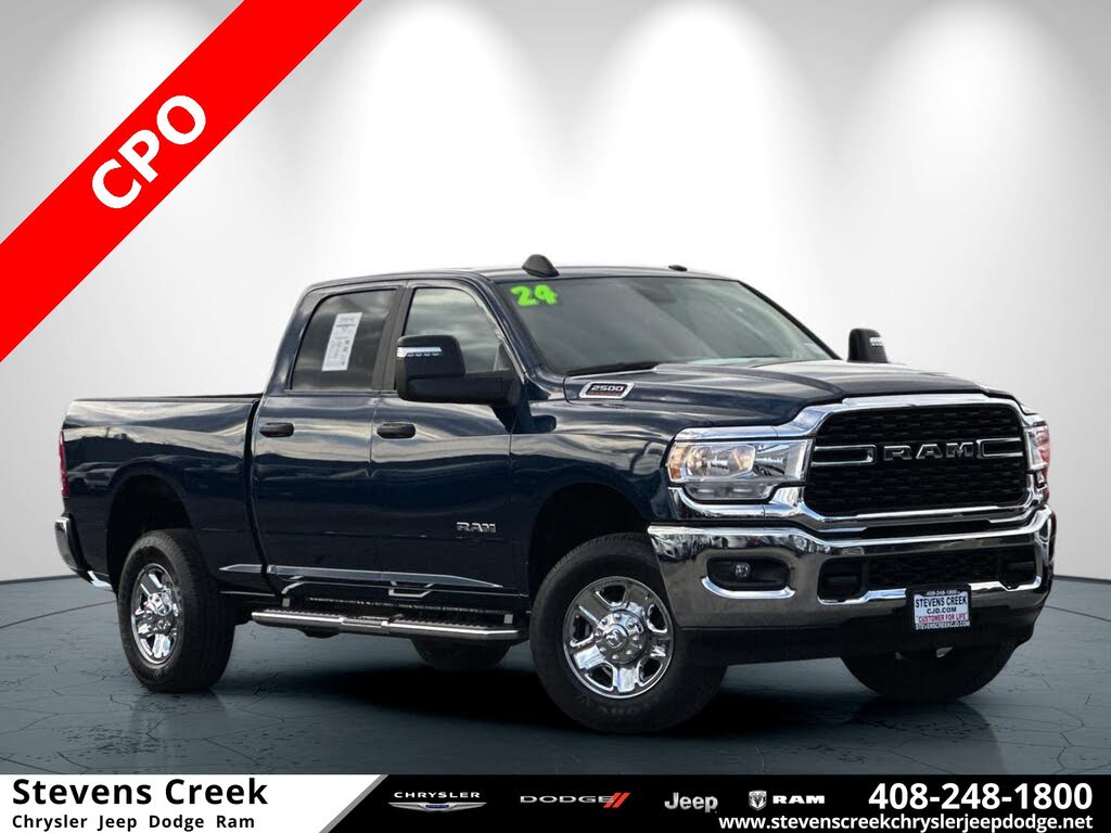 2024 RAM 2500 Big Horn Crew Cab 4WD