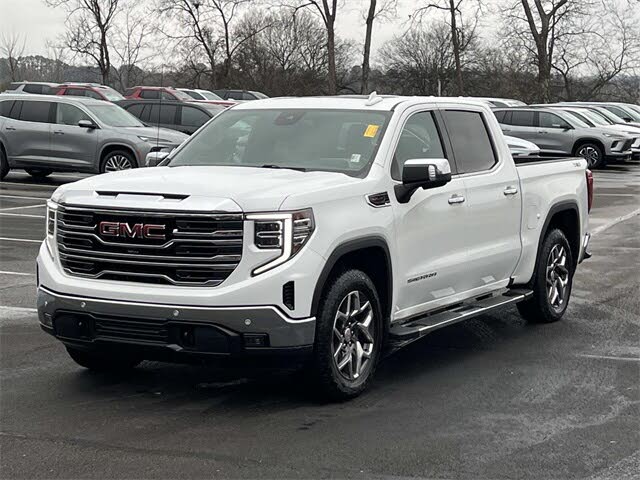 2023 GMC Sierra 1500 SLT Crew Cab 4WD