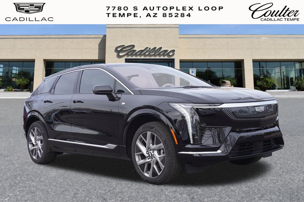 2026 Cadillac OPTIQ Luxury AWD