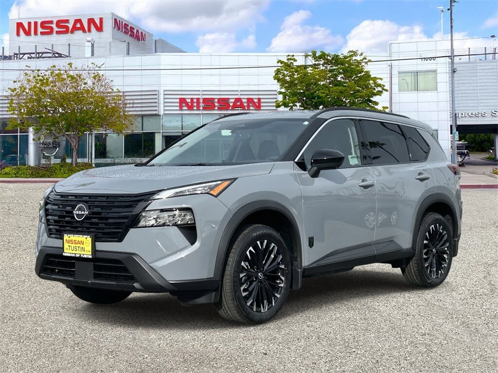 2026 Nissan Rogue SV FWD