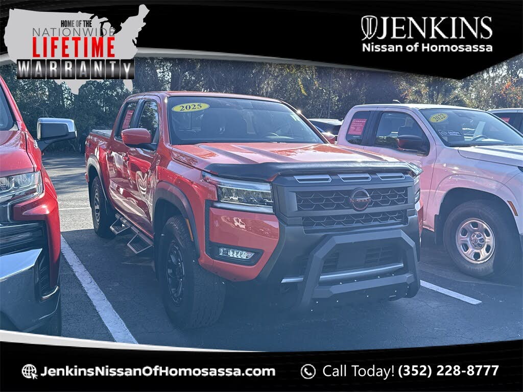 2025 Nissan Frontier PRO-4X Crew Cab 4WD