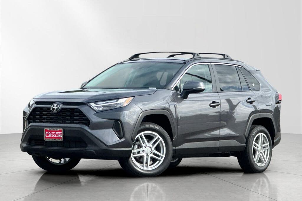 2025 Toyota RAV4 XLE AWD